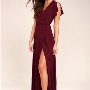 Lulu’s burgundy wrap dress